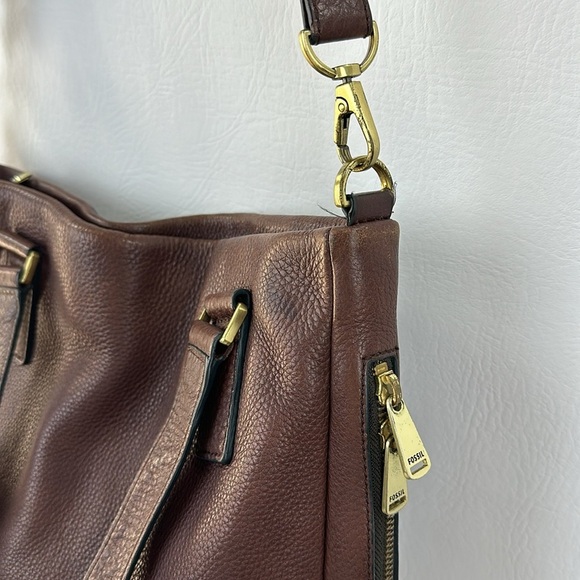 Fossil Brown Pebbled Leather Shoulder Bag - Picture 4 of 11